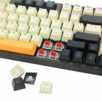 Clavier Gamer Filaire Redragon KITAVA K636CLO RGB Red Switch Tunisie