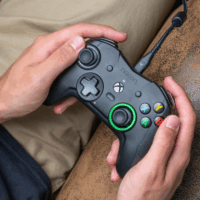Manette Filaire Nacon Revolution X Pro pour Xbox et PC – Noir – XBXREVOLUTIONX Tunisie
